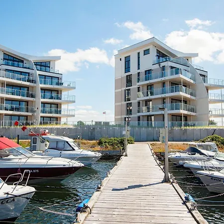 Exklusive Marina-villa Direkt Am Wendtorf